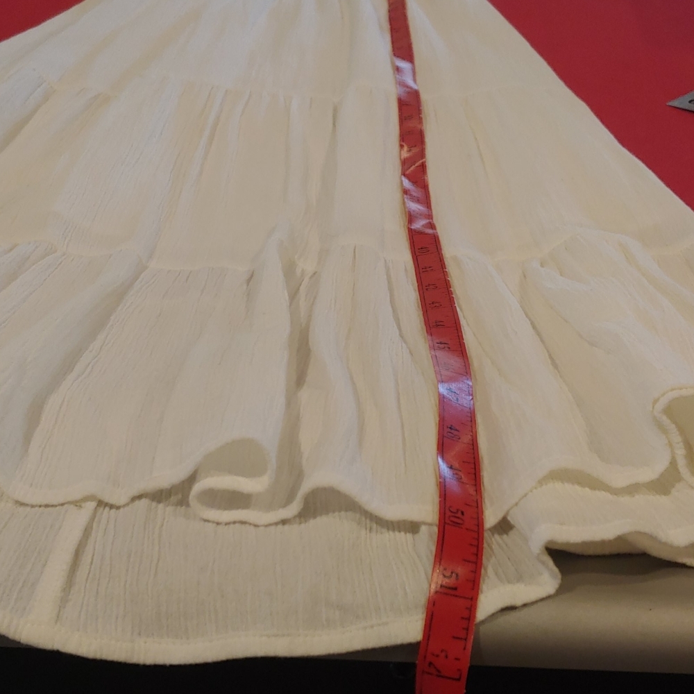 Reformation Chicago dress NWOT - Ivory, size 4 - Picture 12 of 13